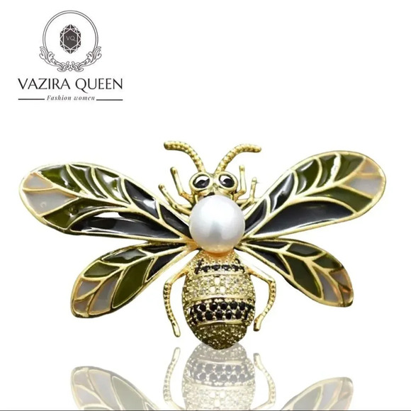 VQ Bee Brooch - Picture 1 of 3